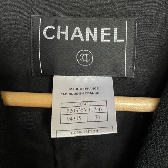 CHANEL 03C Black Cropped Bouclé Jacket (Style P20335V11746) | Military S FR 36 - Picture 8 of 15